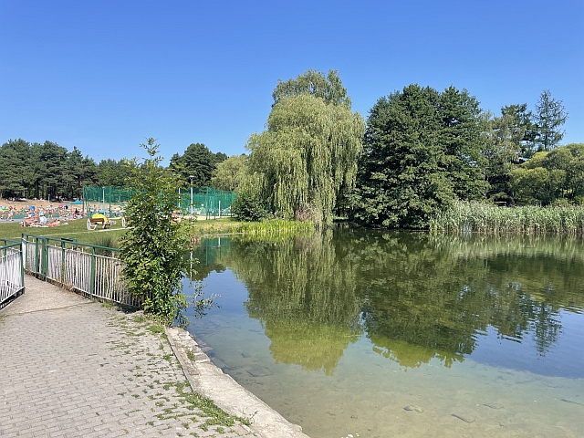 Basen w Żarkach – dobre miejsce do ochłody